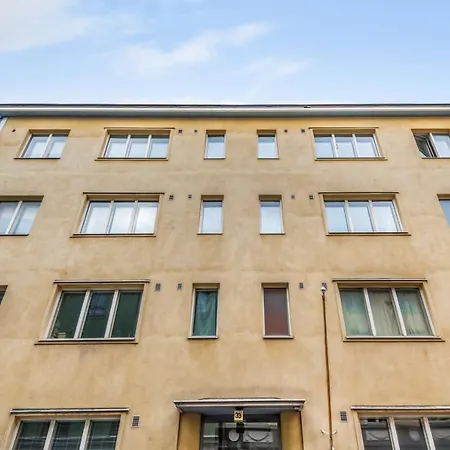 Wehost Merimiehenkatu 33 * Helsinki