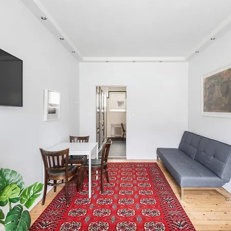 Apartment Wehost Merimiehenkatu 33
