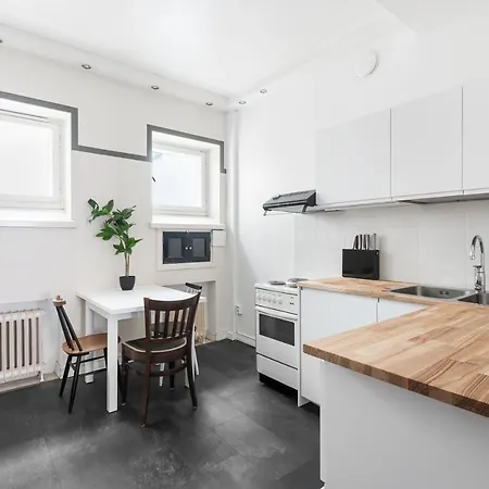 Wehost Merimiehenkatu 33 Apartament *